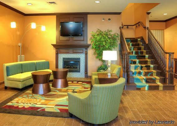 Comfort Inn & Suites Fayetteville-University Area Ngoại thất bức ảnh