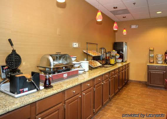 Comfort Inn & Suites Fayetteville-University Area Ngoại thất bức ảnh